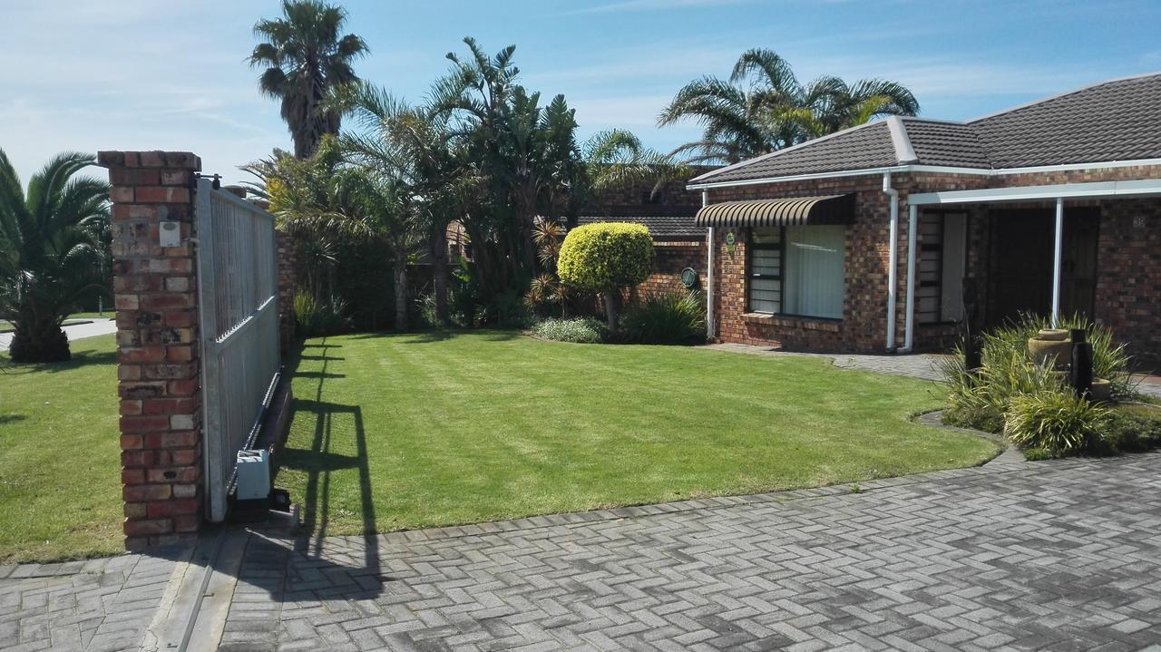 Humewood Home Stay Port Elizabeth Exterior photo
