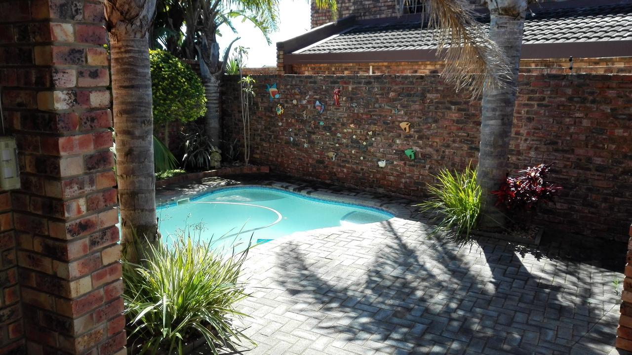 Humewood Home Stay Port Elizabeth Exterior photo